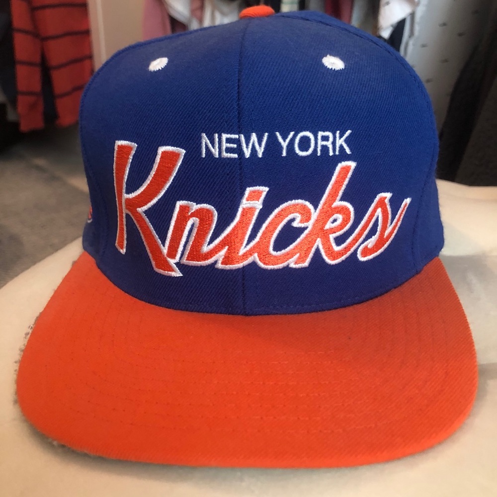 Mitchell and ness vintage NY Knicks  snap back